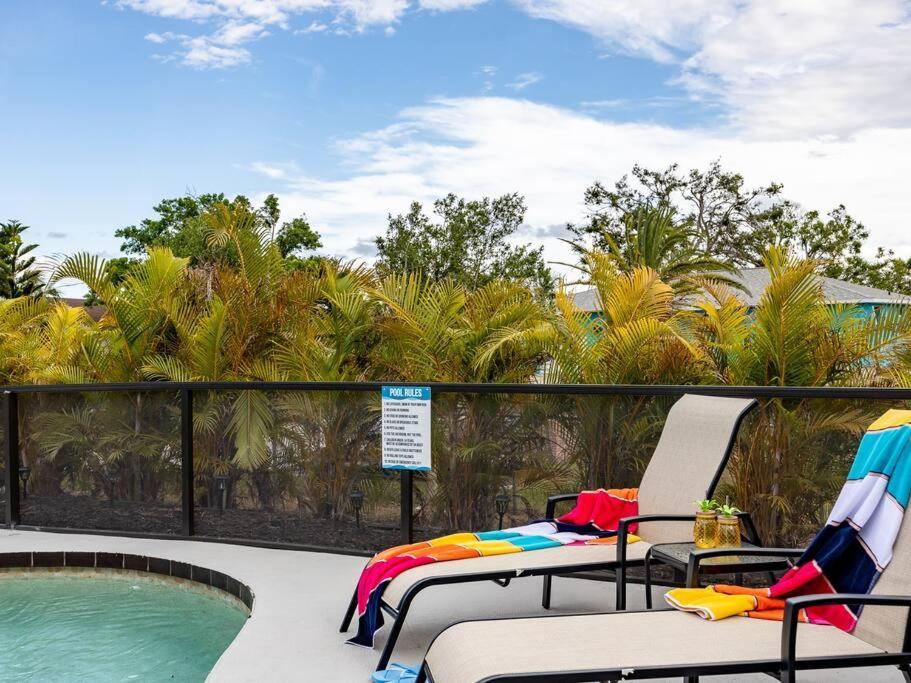 Englewood, Manasota Keys - 2 Bedroom Luxury Villa, Pool, Game Room, 6 Min To Beaches Next To Canal エクステリア 写真